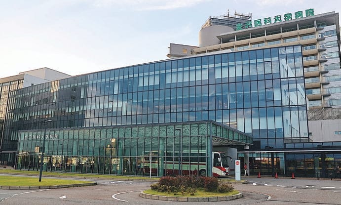 金沢医科大学病院外観