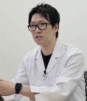 西山 卓志 先生